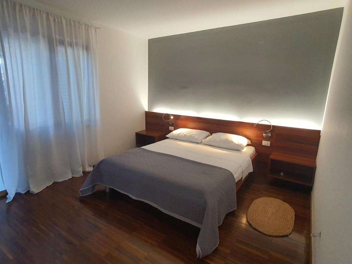 Apartments Villa Oliva 图兰杰 外观 照片