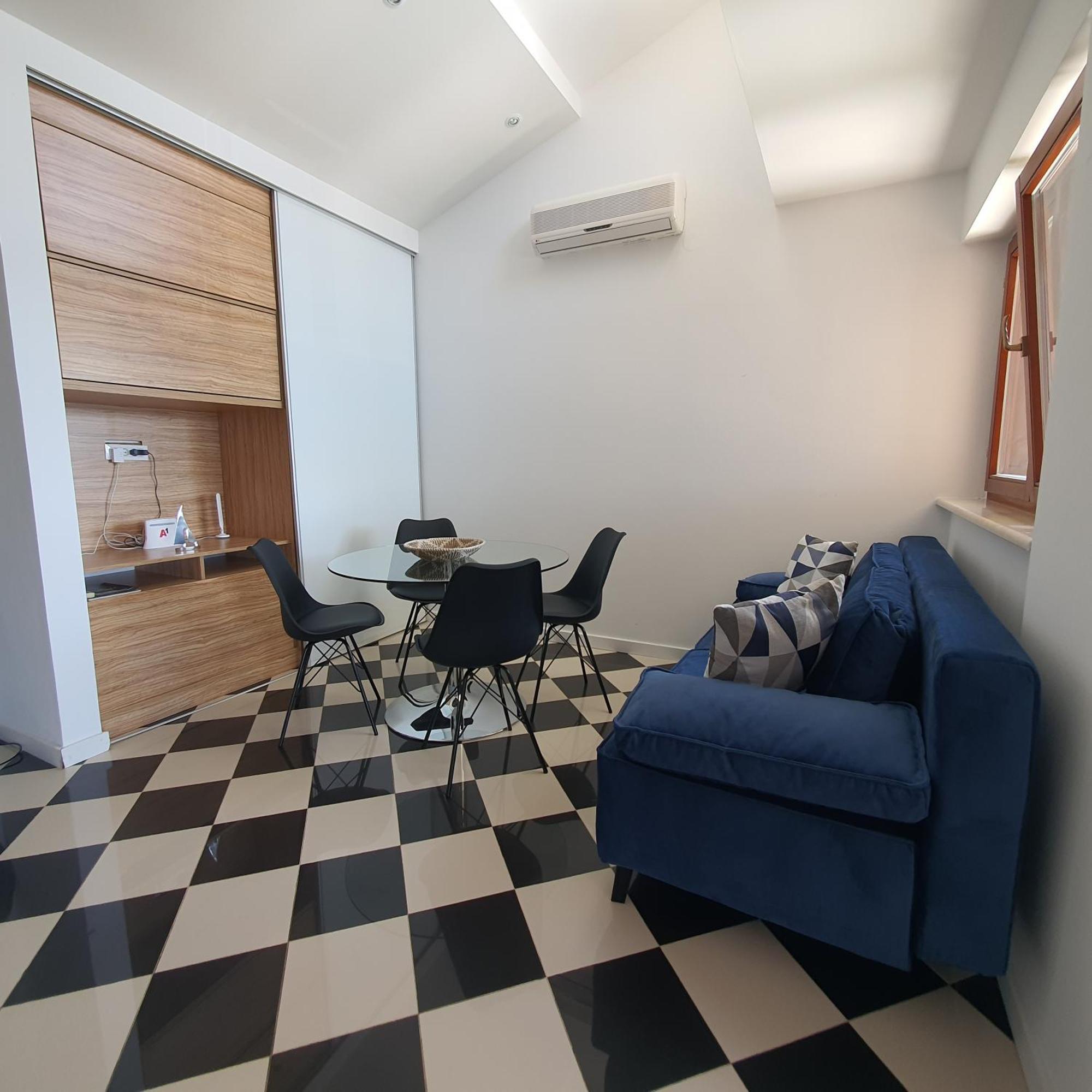 Apartments Villa Oliva 图兰杰 客房 照片