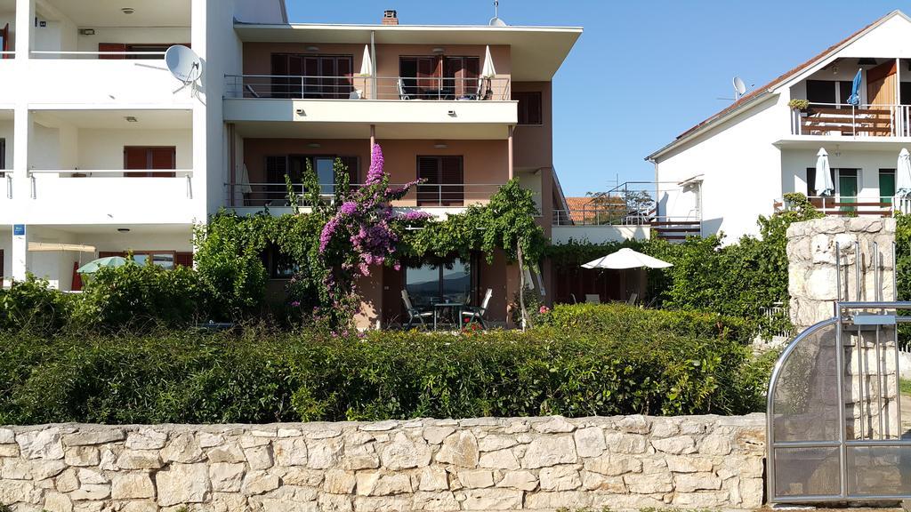 Apartments Villa Oliva 图兰杰 外观 照片